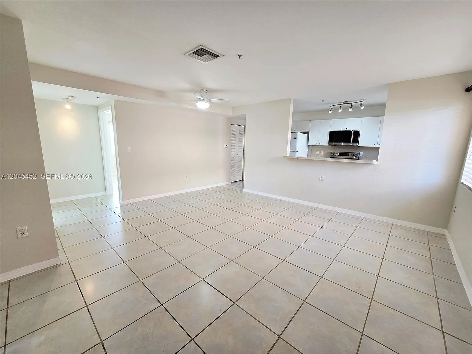 Gaso Condo — Photo 1