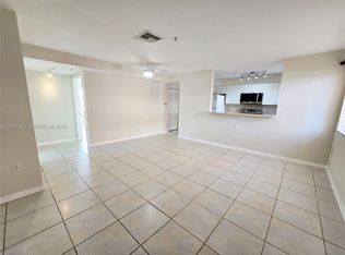 1627 NW 18th St APT 201, Miami, FL 33125
