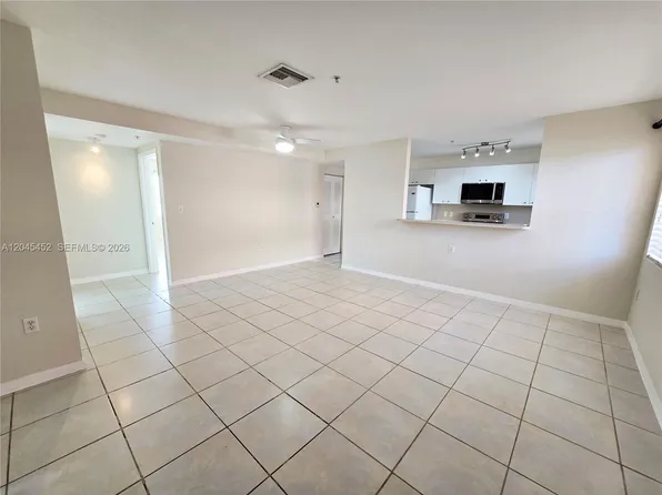 1627 NW 18th St APT 201, Miami, FL 33125