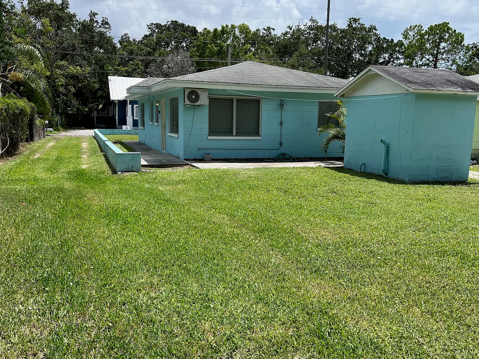 1 bed, 1.0 bath, 500 sqft, $1,395 — Photo 2