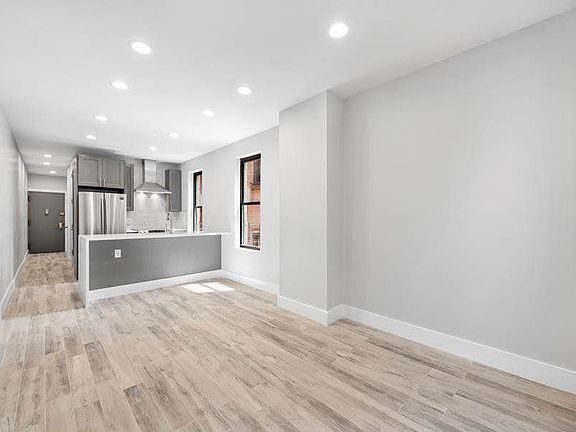 4th image of 1130 Bergen St APT 2L