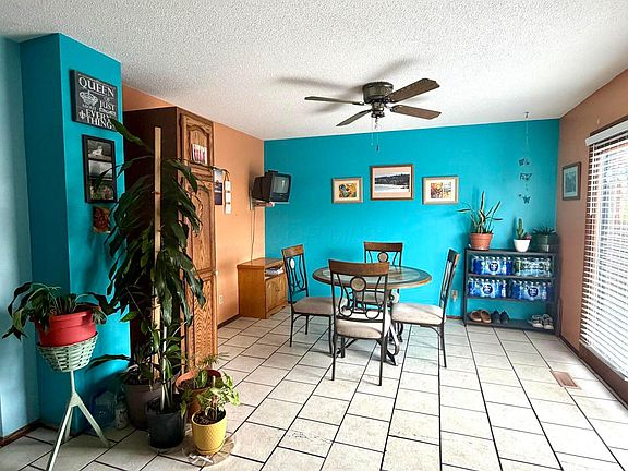 4th image of 2215 Noe Bixby Rd