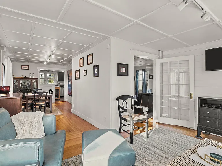 14 Dearborn St — Photo 19