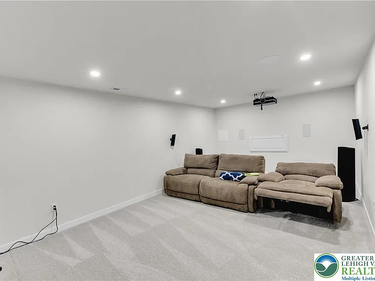 8548 Lafayette Ln — Photo 60