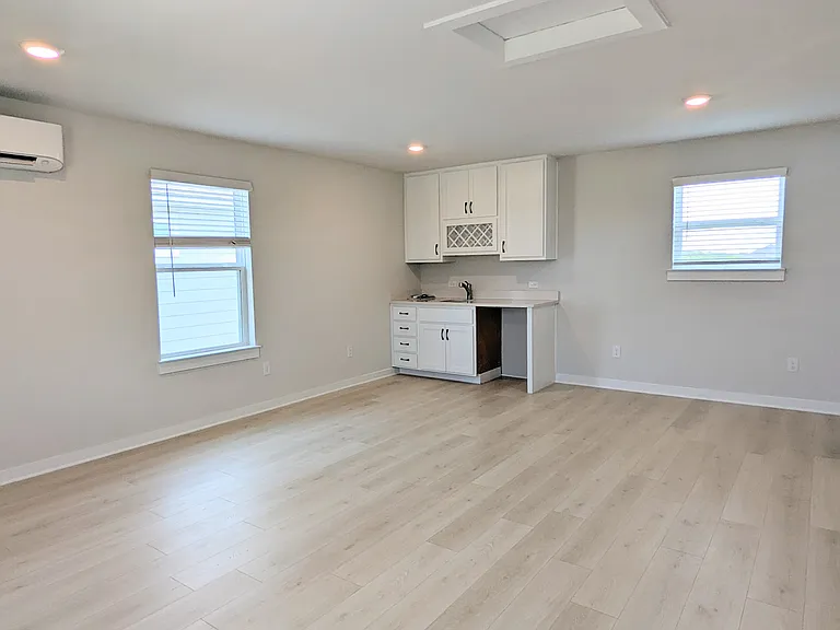 346 Garner Dr #B — Photo 6