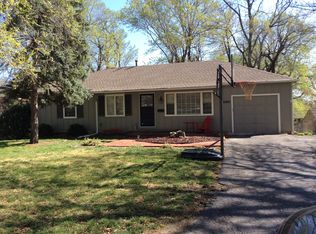 10305 W 89th St, Overland Park, KS 66214