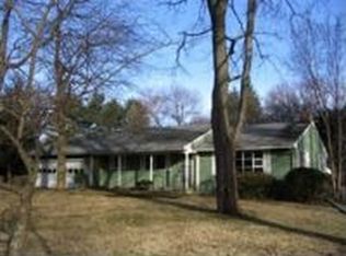 1 Maplewood Ter, Hadley, MA 01035