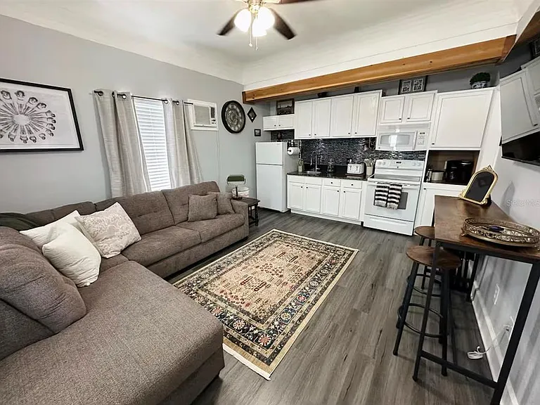 2510 W Main St — Photo 7
