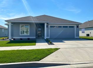 2597 Clark Ridge Dr, Richland, WA 99352