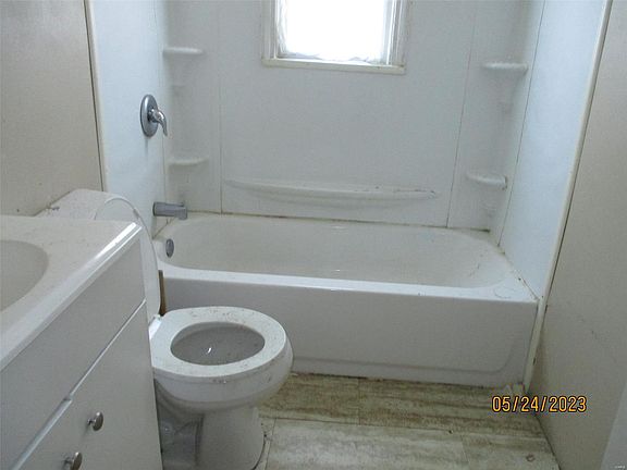5th image of 3677 Isolda Ave