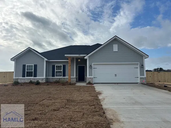 289 Deerfield Dr NE, Ludowici, GA 31316