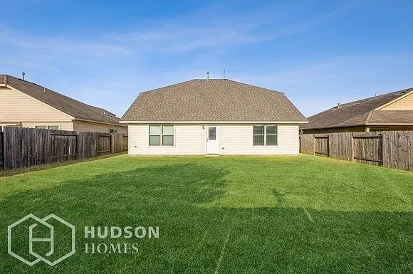 23247 Gallanda Dr — Photo 14