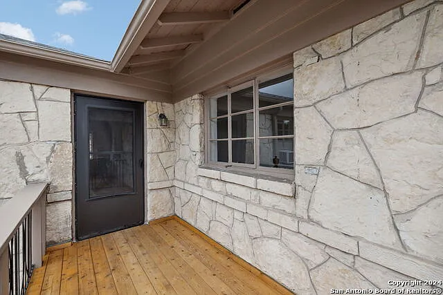 515 E Olmos Dr #3 — Photo 8