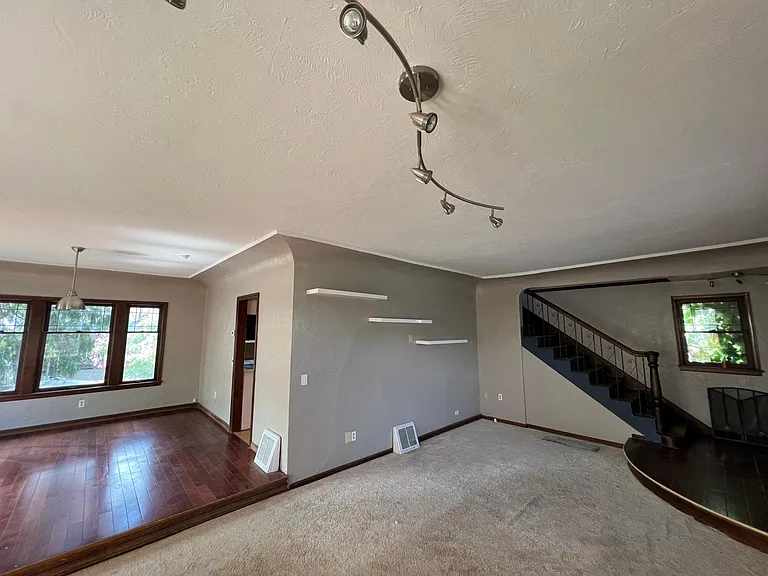 800 Yakima St — Photo 16