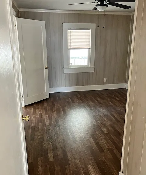 430 E 23rd St — Photo 11