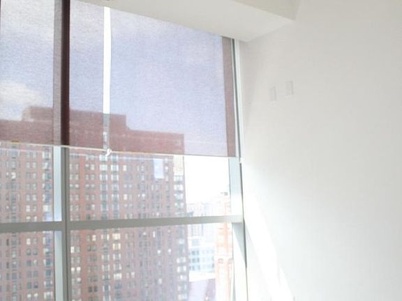 5th image of 303 W Ohio St APT 2308
