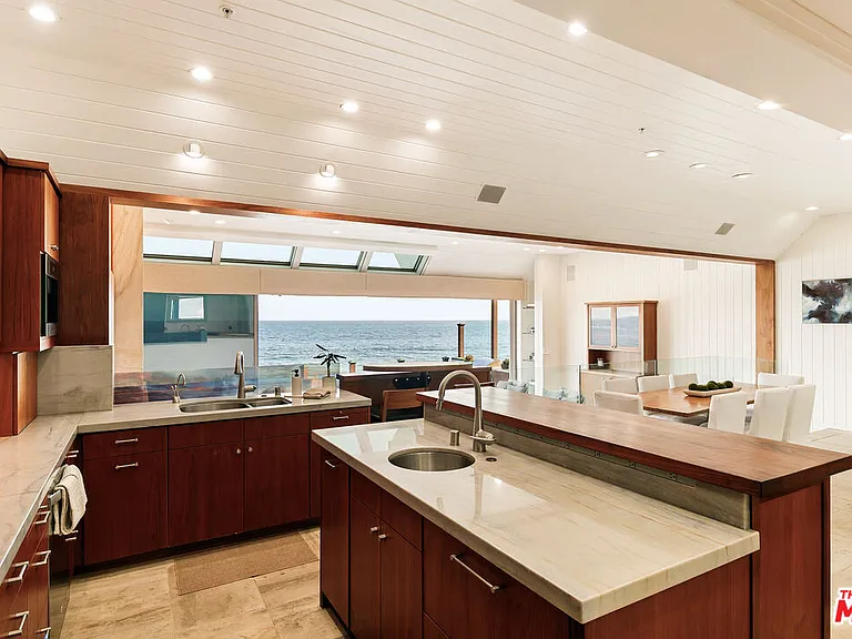 27352 Pacific Coast Hwy — Photo 10