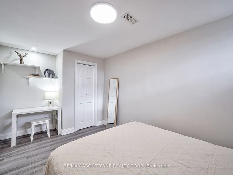 195 Greti Dr #LOWER — Photo 12