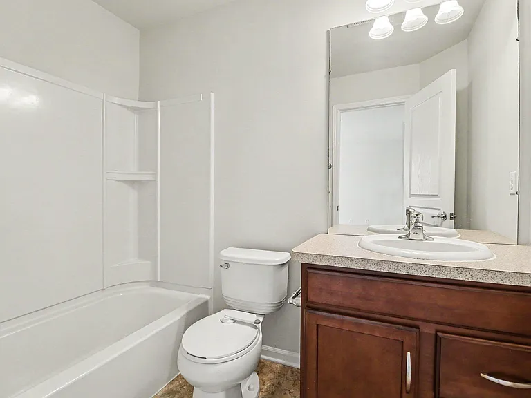 27902 Hopkins Dr — Photo 12