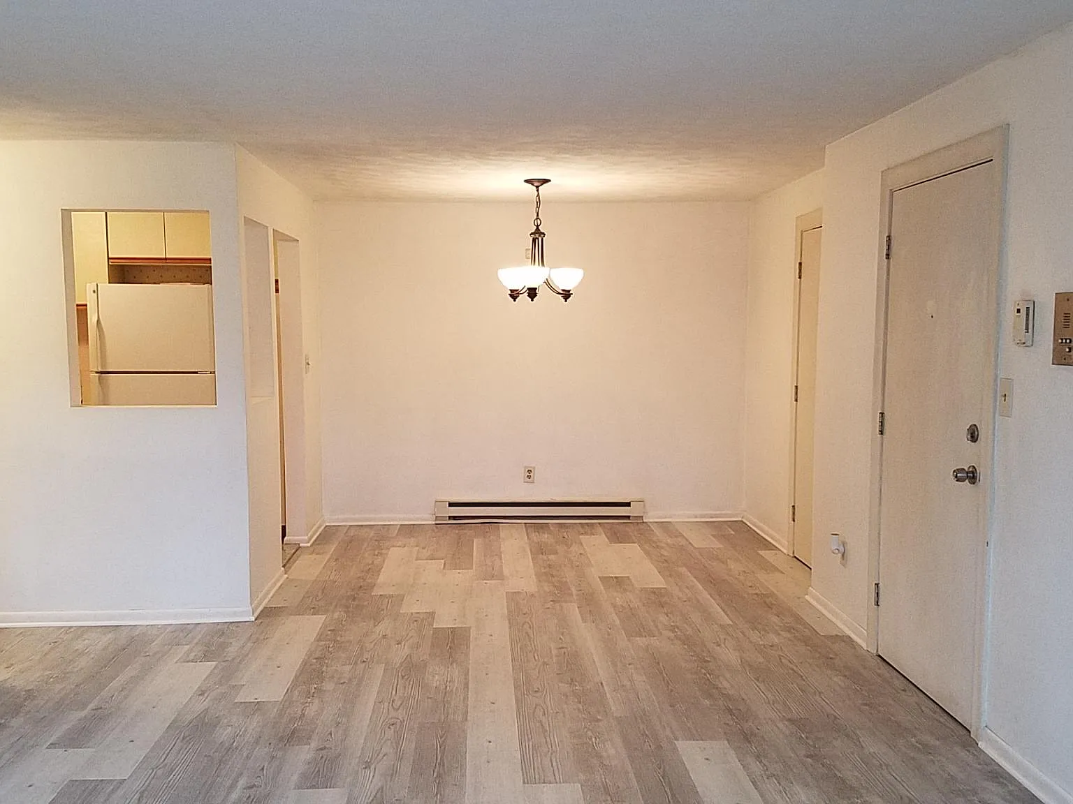 1 bed, 700 sqft, $2,000 — Photo 3