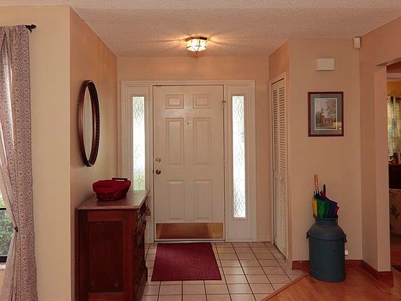 3rd image of 4318 Barret Ave