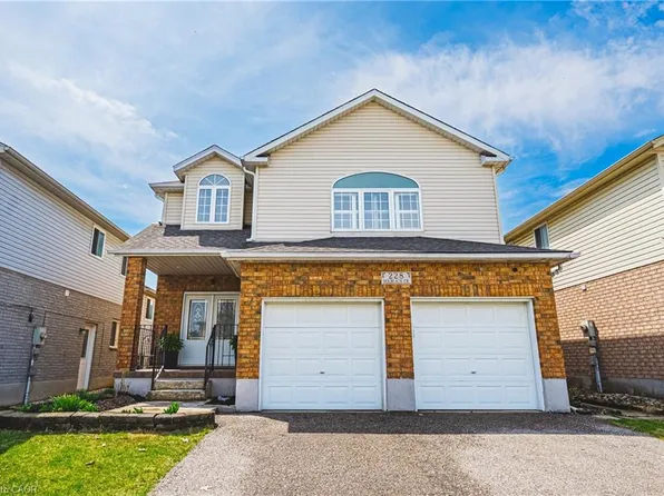 228 Holbeach Cres, Waterloo, ON N2J 4Y7