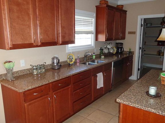 5th image of 4411 Castlestone Ln