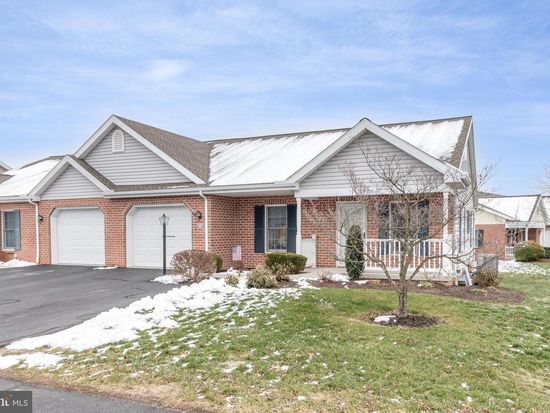 22 Blue Mountain Vis, Mechanicsburg, PA 17050