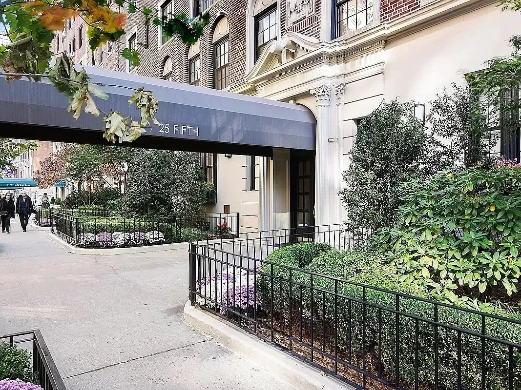 25 Fifth Avenue #14B in Greenwich Village, Manhattan