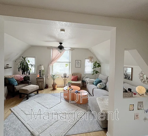 660 East Ave #100B — Photo 5