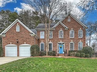 3945 Lake Shore Rd S, Denver, NC 28037