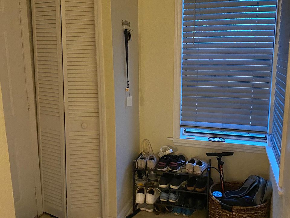 1st image of 2935 Antique Oaks Cir