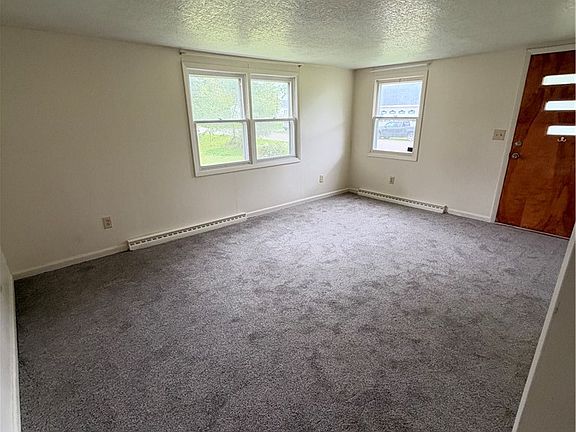 5th image of 33 S Carroll St