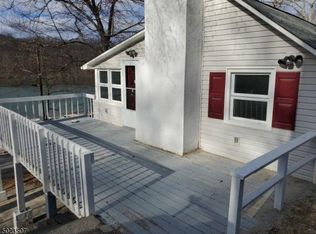 6 Toboggan Trl, Sussex, NJ 07461