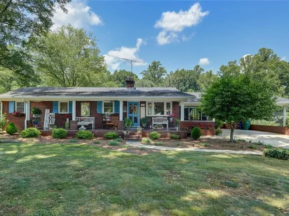 2585 State Highway 135, Stoneville, NC 27048