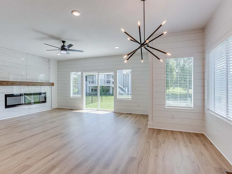 3554 N Tyler Ct #1 — Photo 10