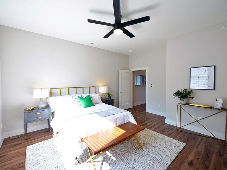 415 Debaliviere Ave — Photo 38