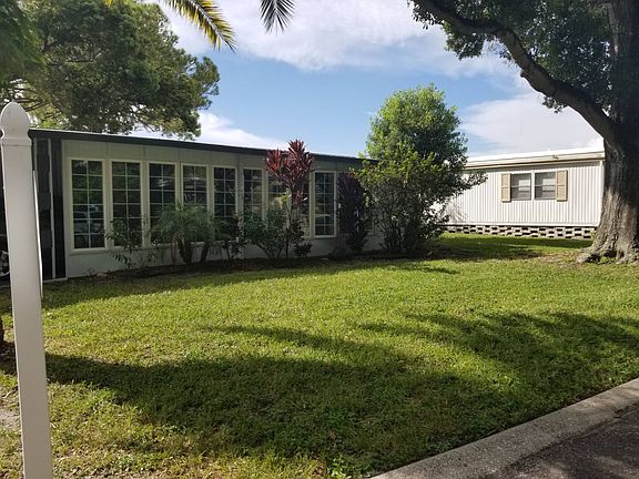 3rd image of 435 16th Ave SE Lot 613