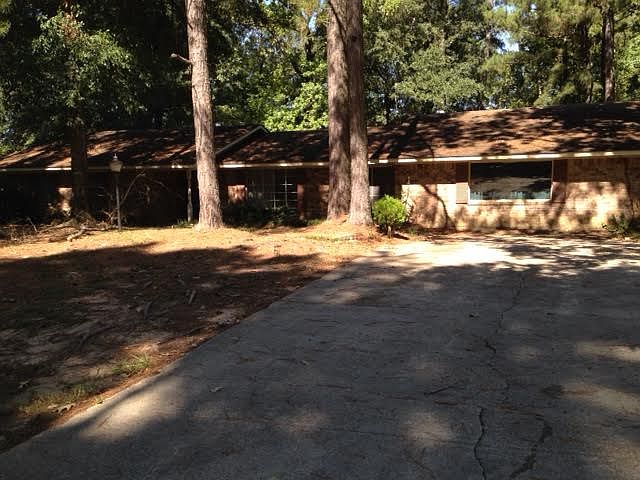 1st image of 304 Whispering Pine Dr