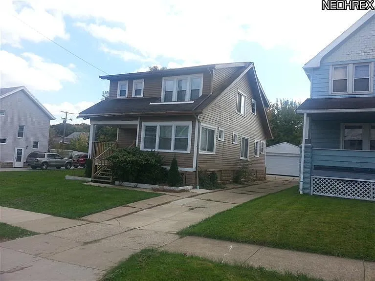 5537 Clement Ave photo 1