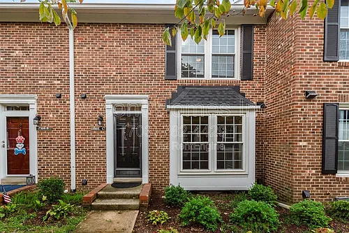 2514 S Arlington Mill Dr #C Photo 1