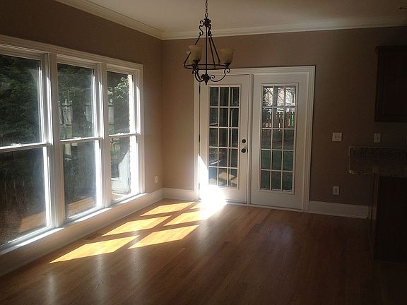 5th image of 2905 Willow Oak Dr