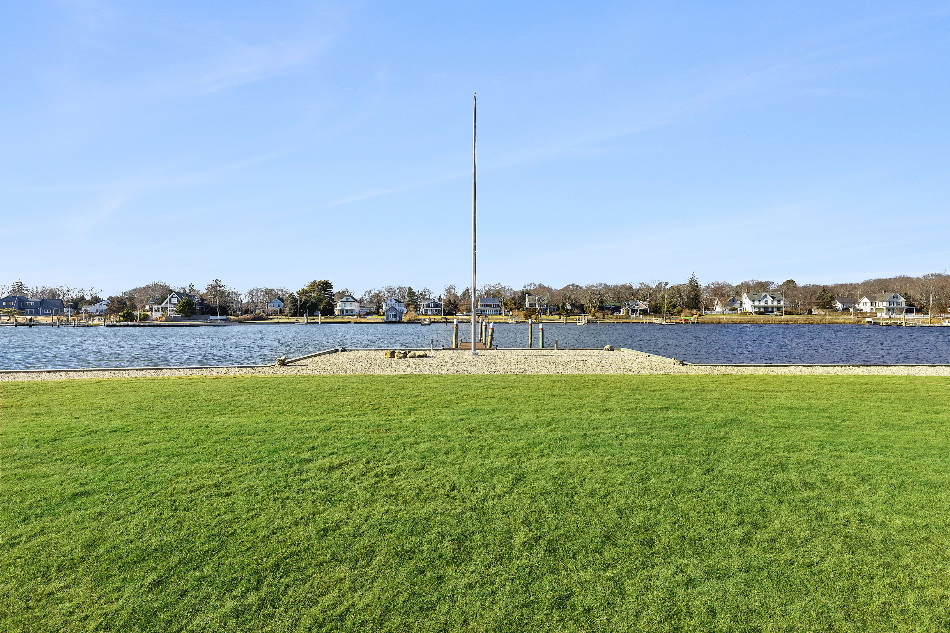 104 Union Ave, Center Moriches, NY 11934 Out East