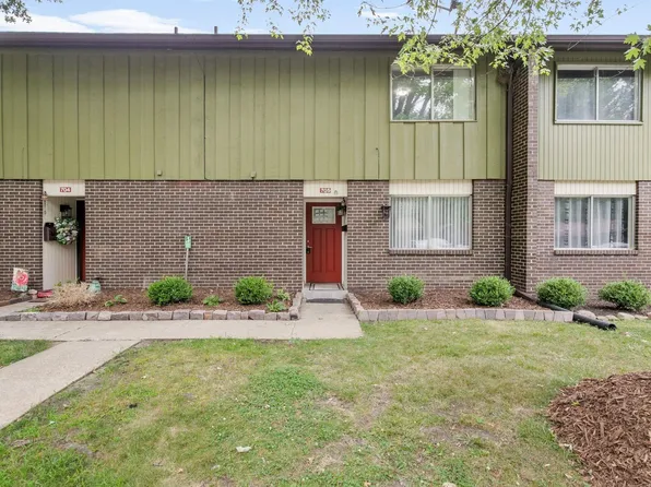 2500 Topsfield Rd APT 705, South Bend, IN 46614