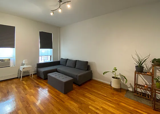 Rented by LDMI Realty Group LLC | media 12