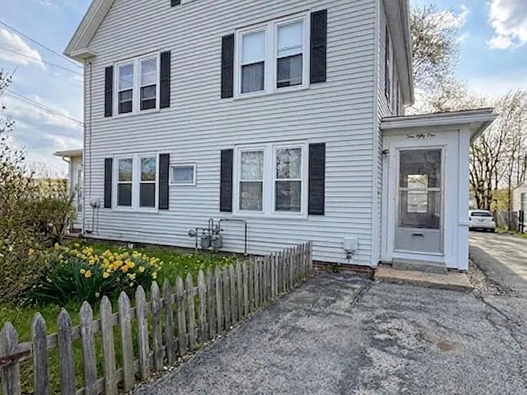 251 Locust St — Photo 28