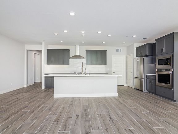 Kitchen in Homesite 2057