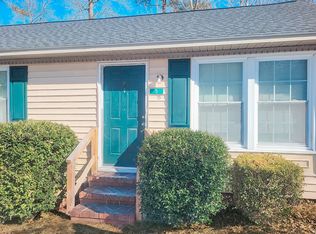 5 Fox Hill Dr #5, Kilmarnock, VA 22482