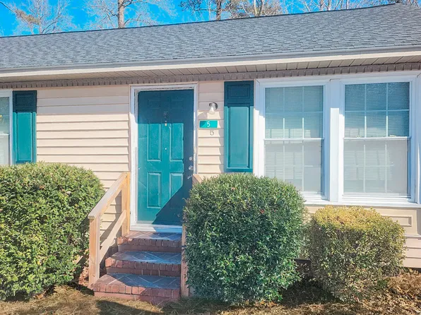 5 Fox Hill Dr #5, Kilmarnock, VA 22482