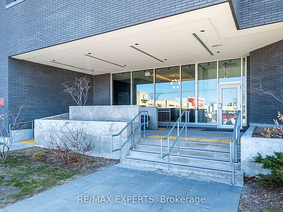 3rd image of 430 Essa Rd #325